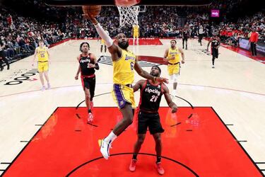 Blazers condemn Lakers to another loss as Jazz beat Warriors