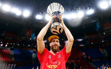 El jugador español llegó al CSKA en julio de 2017 donde estuvo dos temporadas hasta 2019. Vistió la camiseta durante 71 partidos. Además, fue campeón por segunda vez de la Euroliga, esta vez con el equipo ruso. 