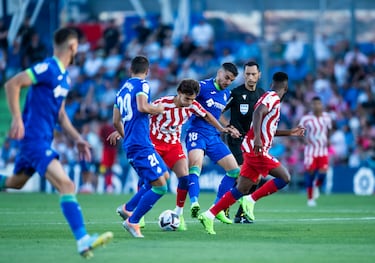 Derribando a João Félix