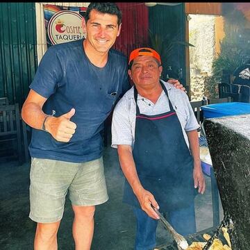 Iker Casillas disfruta de sus vacaciones en México