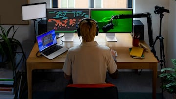 Apple golpea a Adobe: si eres creador de contenido tendrás todas sus herramientas oficiales por un precio de risa