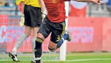 <b>ESTRENO GOLEADOR. </b>Joselu, fichado por el Madrid y cedido al Celta, celebra el primer gol de ayer.