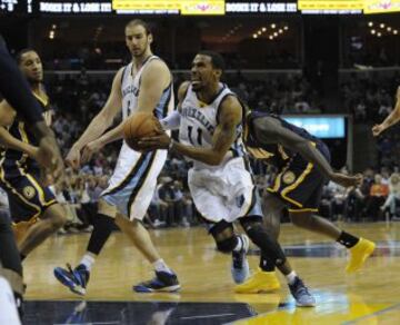 Mike Conley, ante Lance Stephenson.