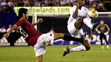 Real Madrid y Roma disputaron un partido amistoso e intenso en el verano de 2002, en el que s¨®lo faltaron los goles.