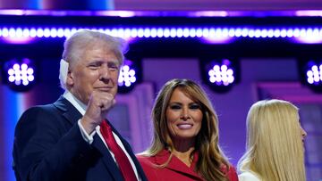 Republican presidential nominee and former U.S. President Donald Trump is joined on stage by wife Melania and other relatives after he finished giving his acceptance speech on Day 4 of the Republican National Convention (RNC), at the Fiserv Forum in Milwaukee, Wisconsin, U.S., July 18, 2024. REUTERS/Elizabeth Frantz