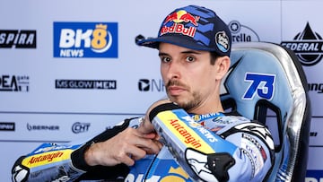 Álex Márquez en el box de Gresini en MotoGP.