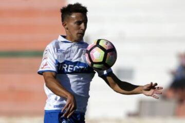 Futbol, Cobresal vs Universidad Catolica
Septima fecha, campeonato de clausura 2016/17
El jugador de Universidad Catolica Diego Buonanotte controla el balon durante el partido de primera division contra Cobresal disputado en el estadio El Cobre de El Salvador, Chile.
19/03/2017
Andres Pina/Photosport
***********
Football, Cobresal vs Universidad Catolica
7th date, Clousure Championship 2016/17
Universidad Catolica's player Diego Buonanotte controls the ball during the first division football match against Cobresal at the El Cobre stadium in El Salvador, Chile.
19/03/2017
Andres Pina/Photosport