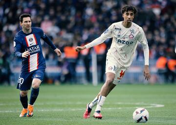 Canterano del LOSC Lille Métropole, este joven jugador de 17 años nacido en Saint-Maurice juega como defensa central. Ha disputado trece partidos en la Ligue 1 en la temporada 22/23.