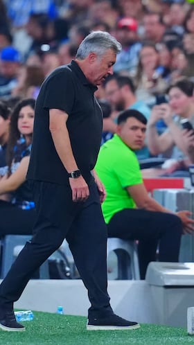 during the 8th round match between Monterrey and Cruz Azul as part of the Liga BBVA MX Varonil, Torneo Clausura 2026 at BBVA Bancomer Stadium, on February 28, 2026 in Monterrey, Nuevo Leon, Mexico.