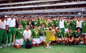 La Selección Mexicana logró llevarse el torneo de la Concacaf venciendo 4-0 a Estados Unidos en el Coloso de Santa úrsula.