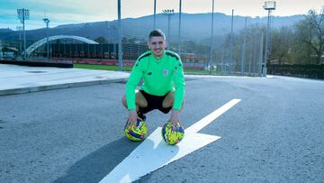 “Estoy muy contento en el Athletic, de la renovación estoy al margen”