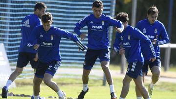 07/04/21 
 ENTRENAMIENTO DEL REAL OVIEDO 
 
 
 
 ALEX CARDERO NOVEDAD EN EL ENTRENO
 
 ELOY ALONSO &copy;