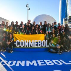 Colombia se despide de Sídney con una ópera de fútbol y fantasía