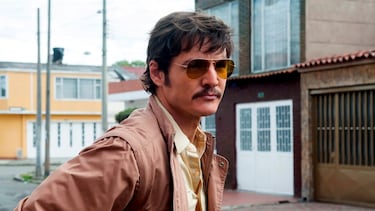 Tras Juego de Tronos llegó 'Narcos', donde interpretó al agente de la DEA Javier Peña entre 2015 y 2017. Este personaje le consolidó como unos de los intérpretes del momento.
