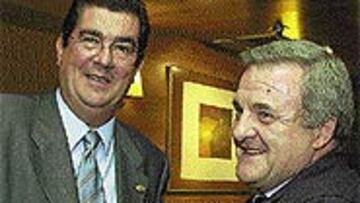 <B>MIRANDA CON IZCO</B>. El presidente de Osasuna y el candidato comieron ayer en un restaurante de Pamplona.