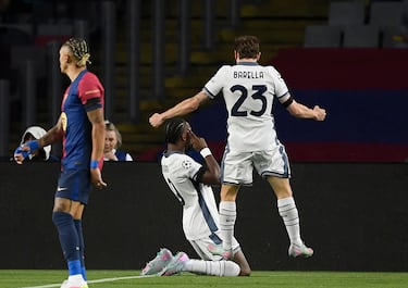 0-1. Marcus Thuram celebra el primer gol.