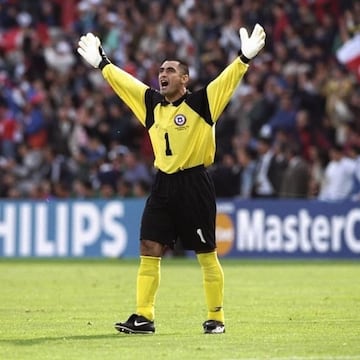 El ex portero Nelson Tapia publicó fotos inéditas de la cita mundialista en la que participó Chile.