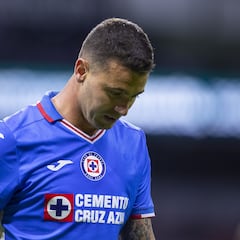 Ramiro Carrera continúa gestionando su desvinculación de Cruz Azul mientras negocia con Lanús