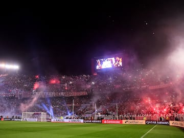 BUENOS AIRES, ARGENTINA - OCTOBER 01: General view of the stadium during the semi final first leg match between River Plate and Boca Juniors as part of Copa CONMEBOL Libertadores 2019  at Estadio Monumental Antonio Vespucio Liberti on October 01, 2019 in 