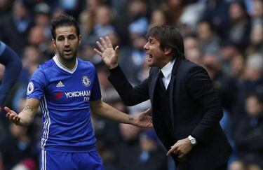 Roma considering move for Cesc Fàbregas in January
