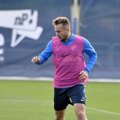 Ontiveros y el penalti: "El árbitro me dijo que dejara de tirarme"