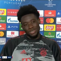 La respuesta de Davies al pedir la camiseta a Messi por la que le han llovido toneladas de críticas