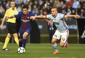 Philippe Coutinho and Stanislav Lobotka.