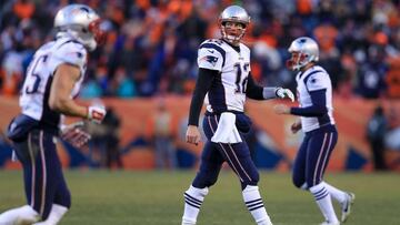 DENVER, CO - DECEMBER 18: Quarterback Tom Brady #12 of the New England Patriots walks off the field after failing to convert a third down in the third quarter of a game against the Denver Broncos at Sports Authority Field at Mile High on December 18, 2016 in Denver, Colorado. Sean M. Haffey/Getty Images/AFP
== FOR NEWSPAPERS, INTERNET, TELCOS & TELEVISION USE ONLY ==