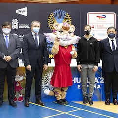 Carolina no descarta el Mundial pero "lo principal es la salud"