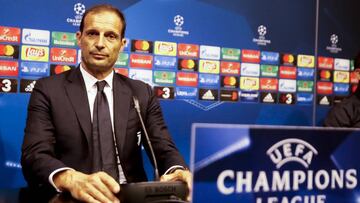 Allegri, en rueda de prensa en el Camp Nou. 