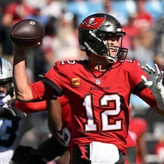 Antonio Brown se burla de Tom Brady y Buccaneers por derrota contra Panthers