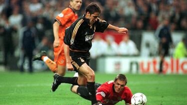 Savio: su 'asistencia' a Raúl iluminó París