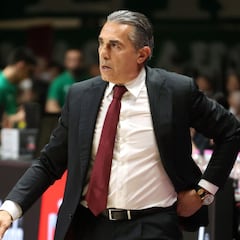 Scariolo: "Mi contrato con el Virtus prevé explícitamente que pueda participar en las Ventanas"