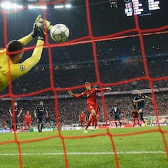 Oblak acapara todos los focos
y hace olvidar a Courtois