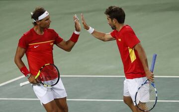 Rafa Nadal y Marc Lpez vencieron a Del Potro y Gonzlez.