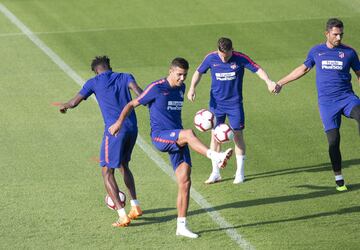 A la vuelta del Mundial de Rusia, Rodri ya entrenaba con el Atlético de Madrid. 
El equipo le considera uno de los centrocampistas con más futuro del fútbol español.