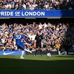 Cole Palmer termina con su récord de penaltis consecutivos anotados