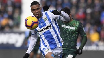 En Nesyri, en el Legan&eacute;s-Betis.