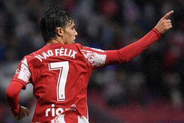 João Félix celebra el 3-0 al Betis. 