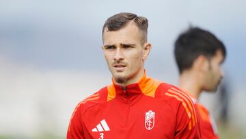 01/11/24 ENTRENAMIENTO GRANADA
MIGUEL ANGEL BRAU