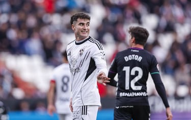 Aprobados y suspensos del Málaga: sobredosis de magia