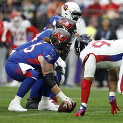 Bucs center Ryan Jensen could miss entire NFL season