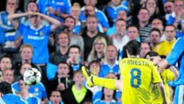 <b>VALOR. </b>El gol de Iniesta al Chelsea valió la final de la Champions.