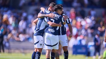 Gerardo Ateaga celebrates his goal 2-4 with Roberto de la Rosa of Pumas during the Quarter final second leg match between Pumas UNAM and Monterrey as part of the Liga BBVA MX, Torneo Apertura 2024 at Olimpico Universitario Stadium on December 01, 2024 in Mexico City, Mexico.
