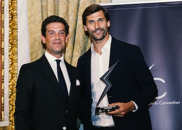 En el único partido que jugó en el mundial fue clave para que La Roja pudiera conseguir el pase ante Portugal en octavos. Tras 9 temporadas en el Athletic, fichó por la Juventus en 2013. Dos temporadas después se marchó al Sevilla, luego se fue a Inglaterra, primero al Swansea, y después al Tottenham, donde llegó a la final de la Champions. Volvió a Italia para jugar en el Nápoles y en el Udinese, y tras ello fichó por el Eibar pero no pudo conseguir el ascenso.