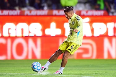 Los 10 jugadores que mueven los hilos en ataque de Chivas y América