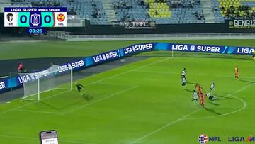 Un ex ‘9′ de la Roja vive un gran presente en Asia: ¡golazo a los 24 segundos!