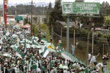 La hinchada de Nacional preparó un Banderazo para apoyar a su equipo 