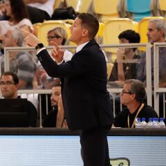 Lakovic acapara las miradas en Bilbao