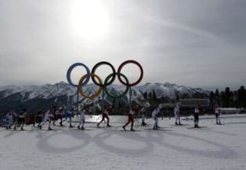 Prueba masculina de skiathlon.